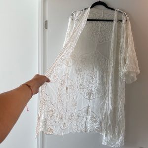 Lace beach cover up - white